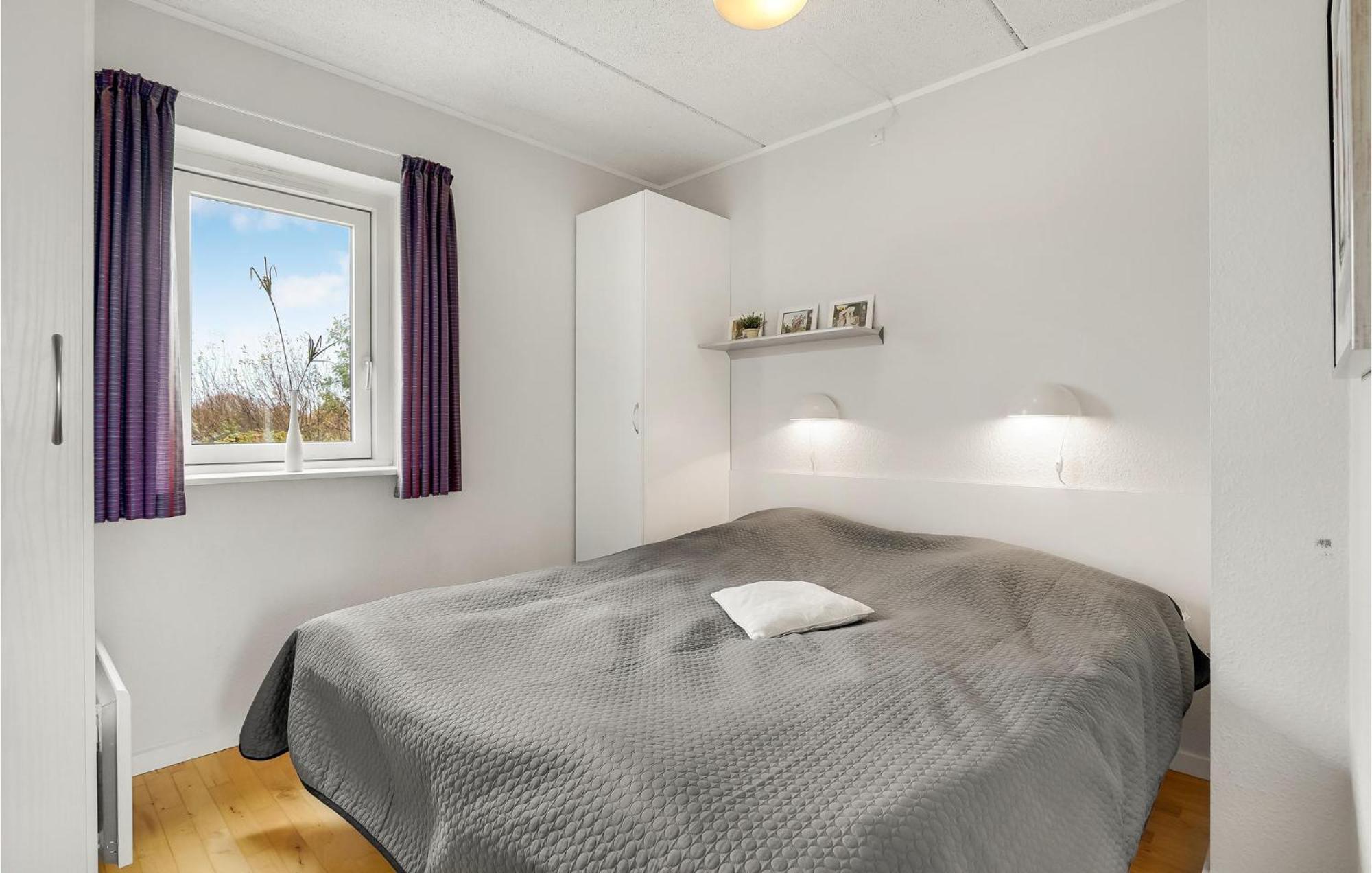 2 Bedroom Stunning Home In Højer Buitenkant foto