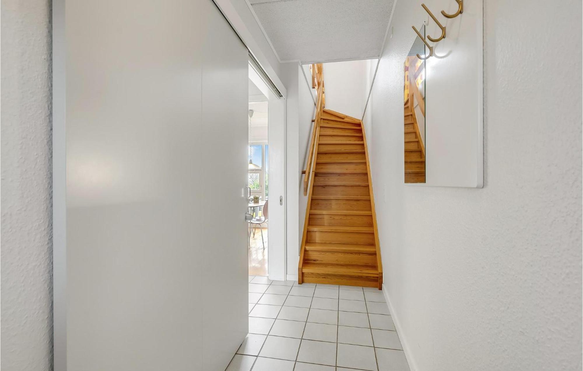2 Bedroom Stunning Home In Højer Buitenkant foto